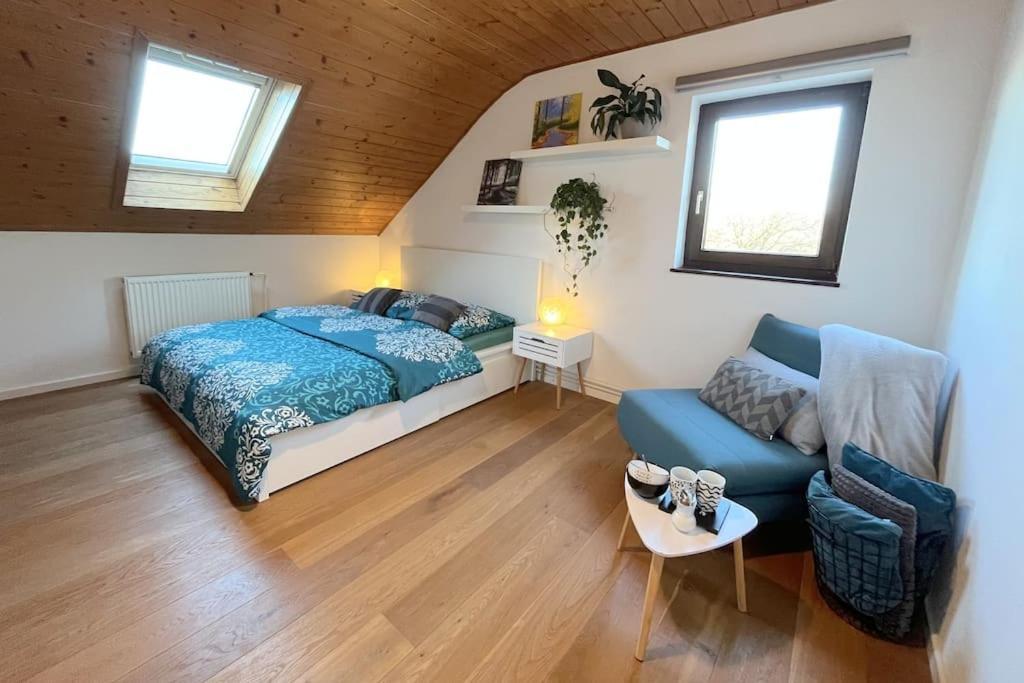 "Stone'S Throw" Krumlov 5 Min By Car, Lipno 15 Min By Car, 2 Bdrooms,Playroom Kajov Exterior photo