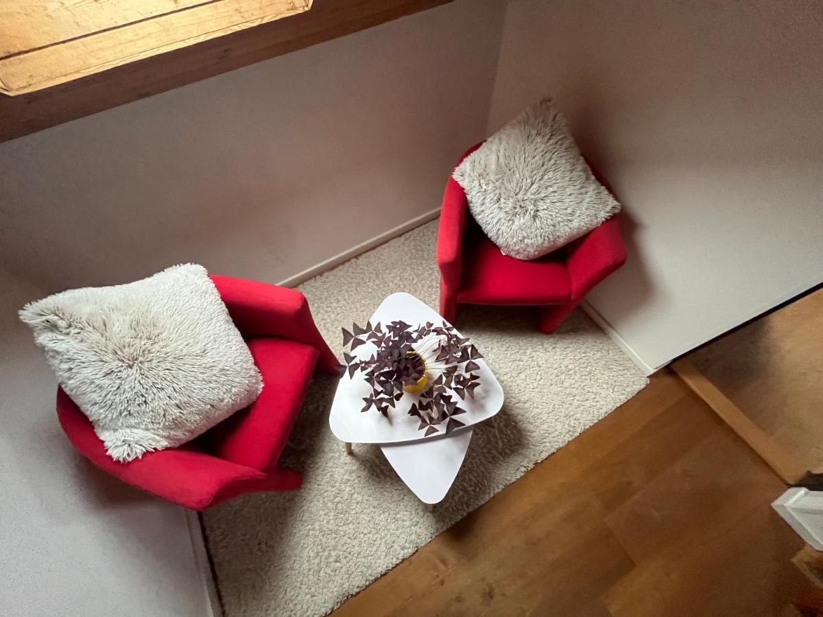"Stone'S Throw" Krumlov 5 Min By Car, Lipno 15 Min By Car, 2 Bdrooms,Playroom Kajov Exterior photo